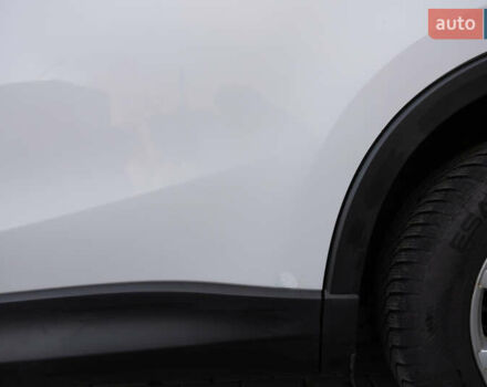 Білий Мазда СХ-5, об'ємом двигуна 2.19 л та пробігом 243 тис. км за 15700 $, фото 19 на Automoto.ua