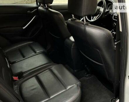 Белый Мазда СХ-5, объемом двигателя 2.2 л и пробегом 202 тыс. км за 17600 $, фото 21 на Automoto.ua