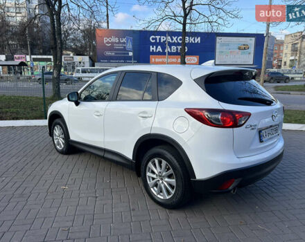 Белый Мазда СХ-5, объемом двигателя 2.2 л и пробегом 128 тыс. км за 16950 $, фото 4 на Automoto.ua