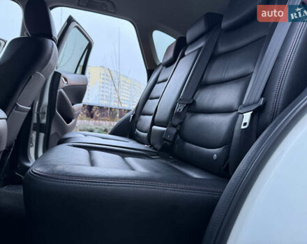Белый Мазда СХ-5, объемом двигателя 2.2 л и пробегом 127 тыс. км за 14550 $, фото 47 на Automoto.ua
