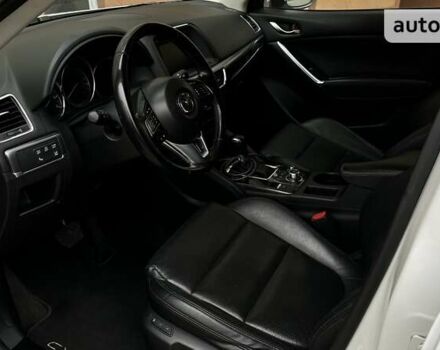 Белый Мазда СХ-5, объемом двигателя 2.2 л и пробегом 202 тыс. км за 17600 $, фото 13 на Automoto.ua