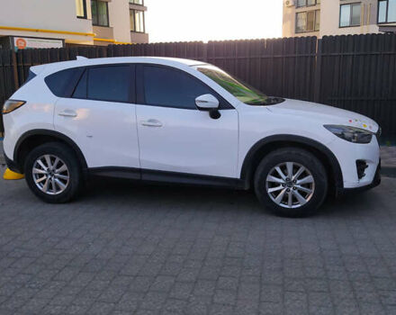 Белый Мазда СХ-5, объемом двигателя 2.49 л и пробегом 130 тыс. км за 13000 $, фото 4 на Automoto.ua