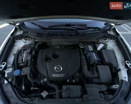 Белый Мазда СХ-5, объемом двигателя 2.2 л и пробегом 206 тыс. км за 16399 $, фото 8 на Automoto.ua