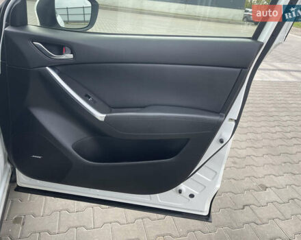 Білий Мазда СХ-5, об'ємом двигуна 2.2 л та пробігом 211 тис. км за 16500 $, фото 49 на Automoto.ua