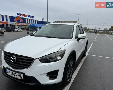Мазда СХ-5 2015 у Кропивницькому (Кіровограді) на Automoto.ua Білий Мазда СХ-5, об'ємом двигуна 2.19 л та пробігом 185 тис. км за 19000 $, фото 1 на Automoto.ua