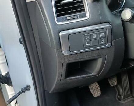 Белый Мазда СХ-5, объемом двигателя 2.2 л и пробегом 148 тыс. км за 16800 $, фото 60 на Automoto.ua