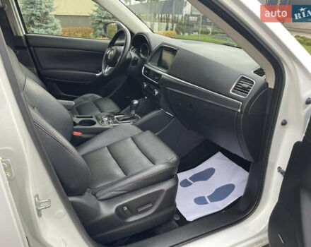 Білий Мазда СХ-5, об'ємом двигуна 2.2 л та пробігом 211 тис. км за 16500 $, фото 48 на Automoto.ua