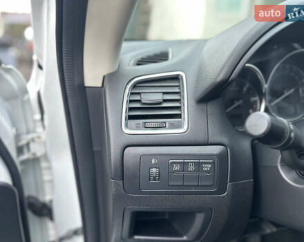 Белый Мазда СХ-5, объемом двигателя 2.19 л и пробегом 168 тыс. км за 14000 $, фото 27 на Automoto.ua