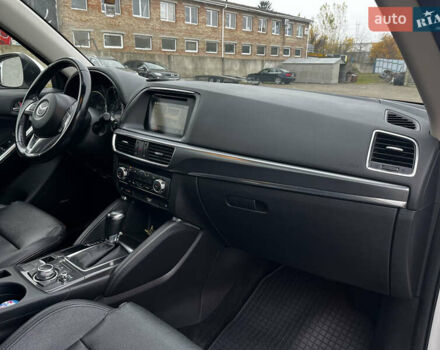 Білий Мазда СХ-5, об'ємом двигуна 2.2 л та пробігом 249 тис. км за 14999 $, фото 28 на Automoto.ua