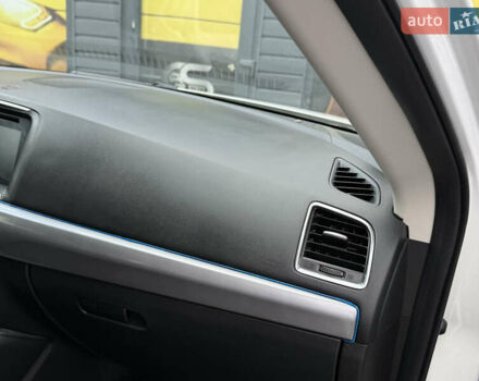 Белый Мазда СХ-5, объемом двигателя 2.2 л и пробегом 246 тыс. км за 15500 $, фото 29 на Automoto.ua