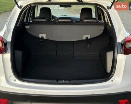 Белый Мазда СХ-5, объемом двигателя 2.19 л и пробегом 181 тыс. км за 17000 $, фото 6 на Automoto.ua