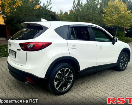 Белый Мазда СХ-5, объемом двигателя 2.2 л и пробегом 103 тыс. км за 16700 $, фото 3 на Automoto.ua