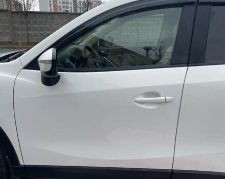 Белый Мазда СХ-5, объемом двигателя 2.19 л и пробегом 247 тыс. км за 15800 $, фото 17 на Automoto.ua