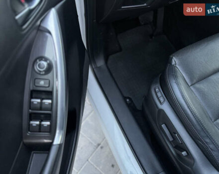 Белый Мазда СХ-5, объемом двигателя 2.2 л и пробегом 169 тыс. км за 17490 $, фото 15 на Automoto.ua