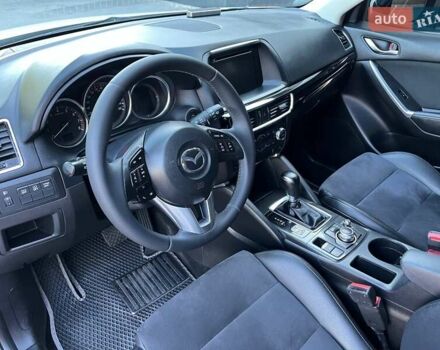 Мазда СХ-5 2015 в Казатине на Automoto.ua Белый Мазда СХ-5, объемом двигателя 2 л и пробегом 276 тыс. км за 15400 $, фото 28 на Automoto.ua