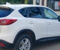 Белый Мазда СХ-5, объемом двигателя 2.2 л и пробегом 173 тыс. км за 15350 $, фото 4 на Automoto.ua
