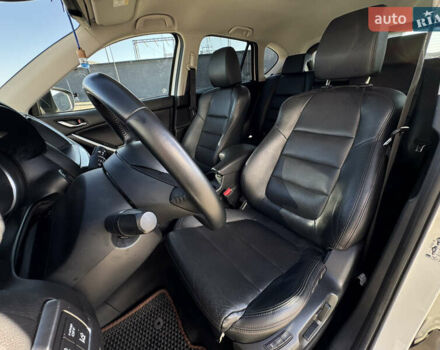 Белый Мазда СХ-5, объемом двигателя 2.2 л и пробегом 235 тыс. км за 16500 $, фото 47 на Automoto.ua
