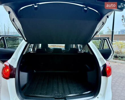 Белый Мазда СХ-5, объемом двигателя 2.2 л и пробегом 127 тыс. км за 14550 $, фото 34 на Automoto.ua