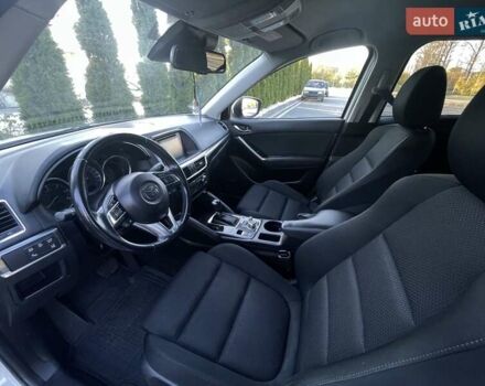 Белый Мазда СХ-5, объемом двигателя 2.2 л и пробегом 206 тыс. км за 16399 $, фото 6 на Automoto.ua