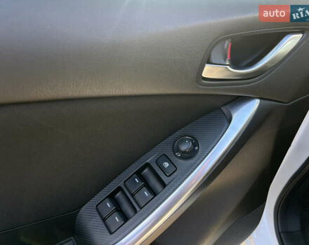 Белый Мазда СХ-5, объемом двигателя 2.2 л и пробегом 128 тыс. км за 16950 $, фото 15 на Automoto.ua