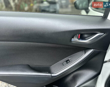 Белый Мазда СХ-5, объемом двигателя 2.19 л и пробегом 168 тыс. км за 14000 $, фото 23 на Automoto.ua