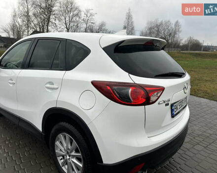 Белый Мазда СХ-5, объемом двигателя 2.19 л и пробегом 168 тыс. км за 14000 $, фото 6 на Automoto.ua