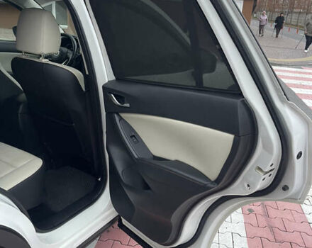 Белый Мазда СХ-5, объемом двигателя 2.19 л и пробегом 247 тыс. км за 15800 $, фото 23 на Automoto.ua