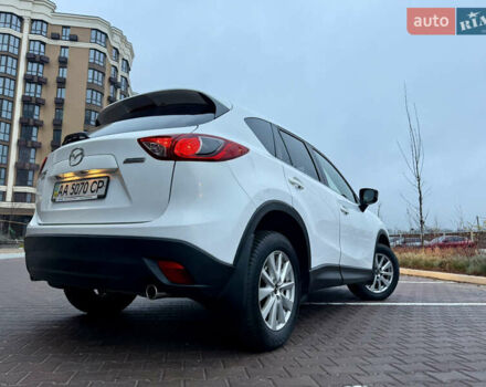 Белый Мазда СХ-5, объемом двигателя 2.2 л и пробегом 127 тыс. км за 14550 $, фото 8 на Automoto.ua