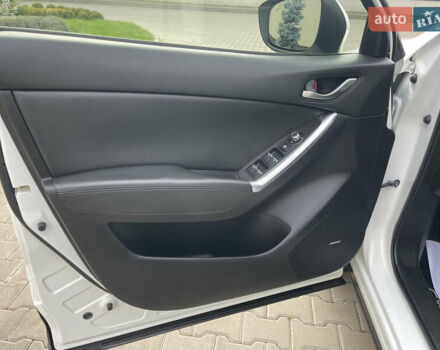 Білий Мазда СХ-5, об'ємом двигуна 2.2 л та пробігом 211 тис. км за 16500 $, фото 53 на Automoto.ua