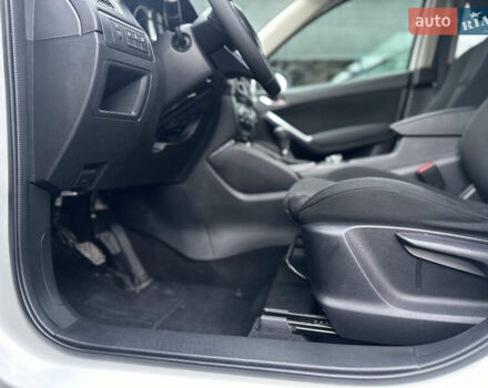 Белый Мазда СХ-5, объемом двигателя 2.19 л и пробегом 168 тыс. км за 14000 $, фото 24 на Automoto.ua