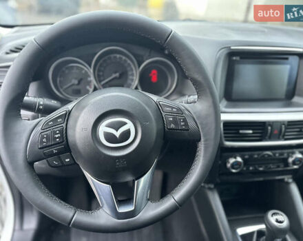 Белый Мазда СХ-5, объемом двигателя 2.19 л и пробегом 168 тыс. км за 14000 $, фото 28 на Automoto.ua
