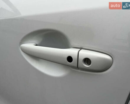 Білий Мазда СХ-5, об'ємом двигуна 2.2 л та пробігом 249 тис. км за 14999 $, фото 33 на Automoto.ua