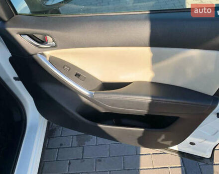 Белый Мазда СХ-5, объемом двигателя 2.49 л и пробегом 104 тыс. км за 13600 $, фото 5 на Automoto.ua