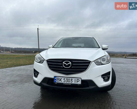 Белый Мазда СХ-5, объемом двигателя 2.19 л и пробегом 168 тыс. км за 14000 $, фото 2 на Automoto.ua