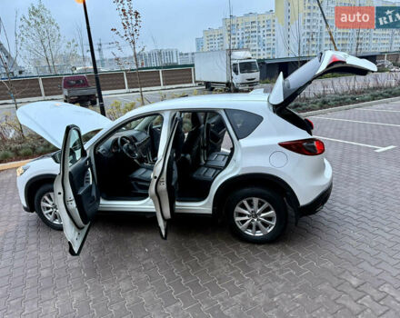 Белый Мазда СХ-5, объемом двигателя 2.2 л и пробегом 127 тыс. км за 14550 $, фото 33 на Automoto.ua