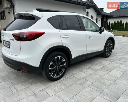 Белый Мазда СХ-5, объемом двигателя 2.2 л и пробегом 280 тыс. км за 14500 $, фото 3 на Automoto.ua