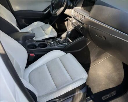 Белый Мазда СХ-5, объемом двигателя 2.5 л и пробегом 92 тыс. км за 15950 $, фото 14 на Automoto.ua