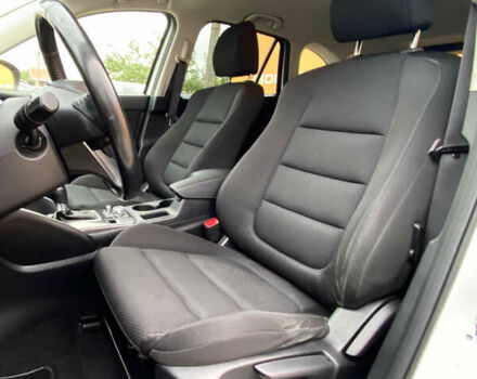 Білий Мазда СХ-5, об'ємом двигуна 2.2 л та пробігом 172 тис. км за 15850 $, фото 18 на Automoto.ua