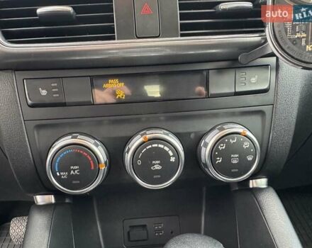 Білий Мазда СХ-5, об'ємом двигуна 2.49 л та пробігом 77 тис. км за 15500 $, фото 25 на Automoto.ua