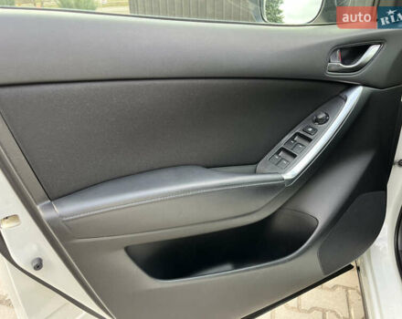 Белый Мазда СХ-5, объемом двигателя 2 л и пробегом 119 тыс. км за 16999 $, фото 19 на Automoto.ua