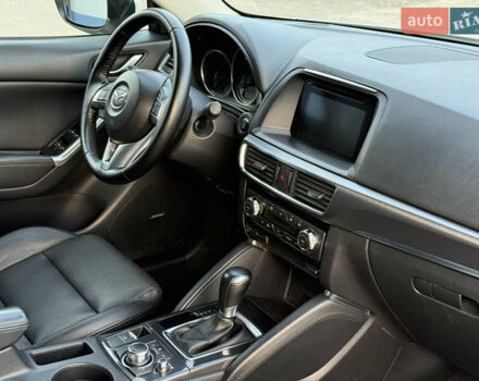 Білий Мазда СХ-5, об'ємом двигуна 2.2 л та пробігом 183 тис. км за 15999 $, фото 49 на Automoto.ua