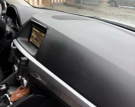 Белый Мазда СХ-5, объемом двигателя 2.49 л и пробегом 213 тыс. км за 16500 $, фото 10 на Automoto.ua