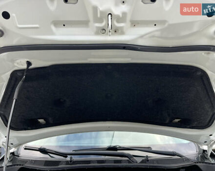 Белый Мазда СХ-5, объемом двигателя 2 л и пробегом 119 тыс. км за 16999 $, фото 38 на Automoto.ua