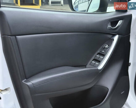 Білий Мазда СХ-5, об'ємом двигуна 2.2 л та пробігом 108 тис. км за 16350 $, фото 35 на Automoto.ua