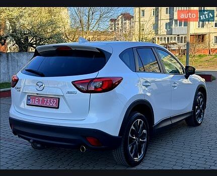 Белый Мазда СХ-5, объемом двигателя 22 л и пробегом 208 тыс. км за 16500 $, фото 6 на Automoto.ua