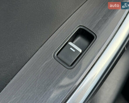 Білий Мазда СХ-5, об'ємом двигуна 2.2 л та пробігом 183 тис. км за 15999 $, фото 40 на Automoto.ua