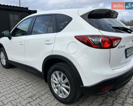 Белый Мазда СХ-5, объемом двигателя 2 л и пробегом 119 тыс. км за 16999 $, фото 2 на Automoto.ua