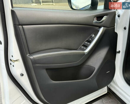 Білий Мазда СХ-5, об'ємом двигуна 2.2 л та пробігом 183 тис. км за 15999 $, фото 37 на Automoto.ua