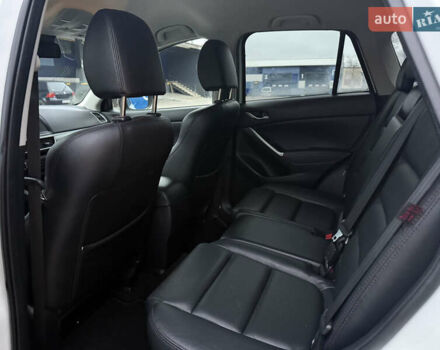Білий Мазда СХ-5, об'ємом двигуна 2.2 л та пробігом 108 тис. км за 16350 $, фото 36 на Automoto.ua