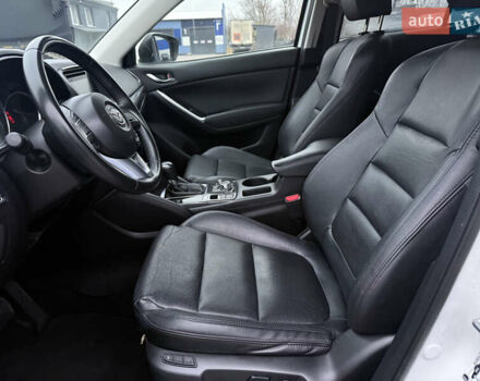 Білий Мазда СХ-5, об'ємом двигуна 2.2 л та пробігом 108 тис. км за 16350 $, фото 30 на Automoto.ua